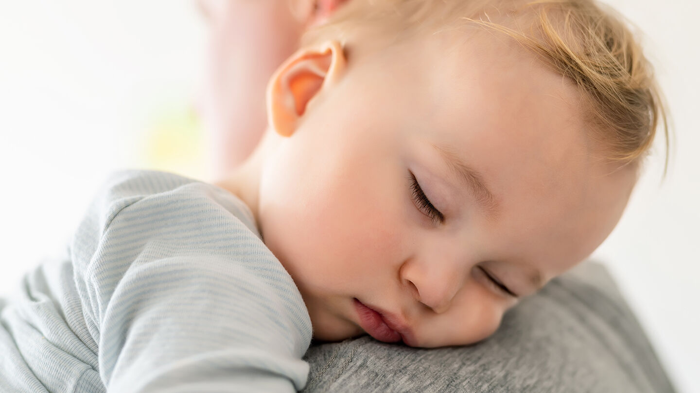 Regresión del sueño en bebés: ¿a qué edad se produce y cuánto dura?